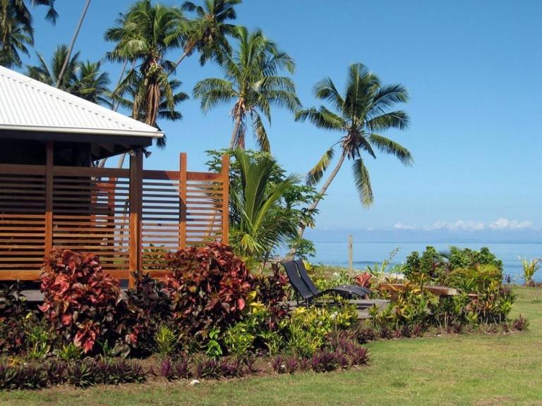 Waiyevo Aroha Taveuni Beachfront Bures מראה חיצוני תמונה