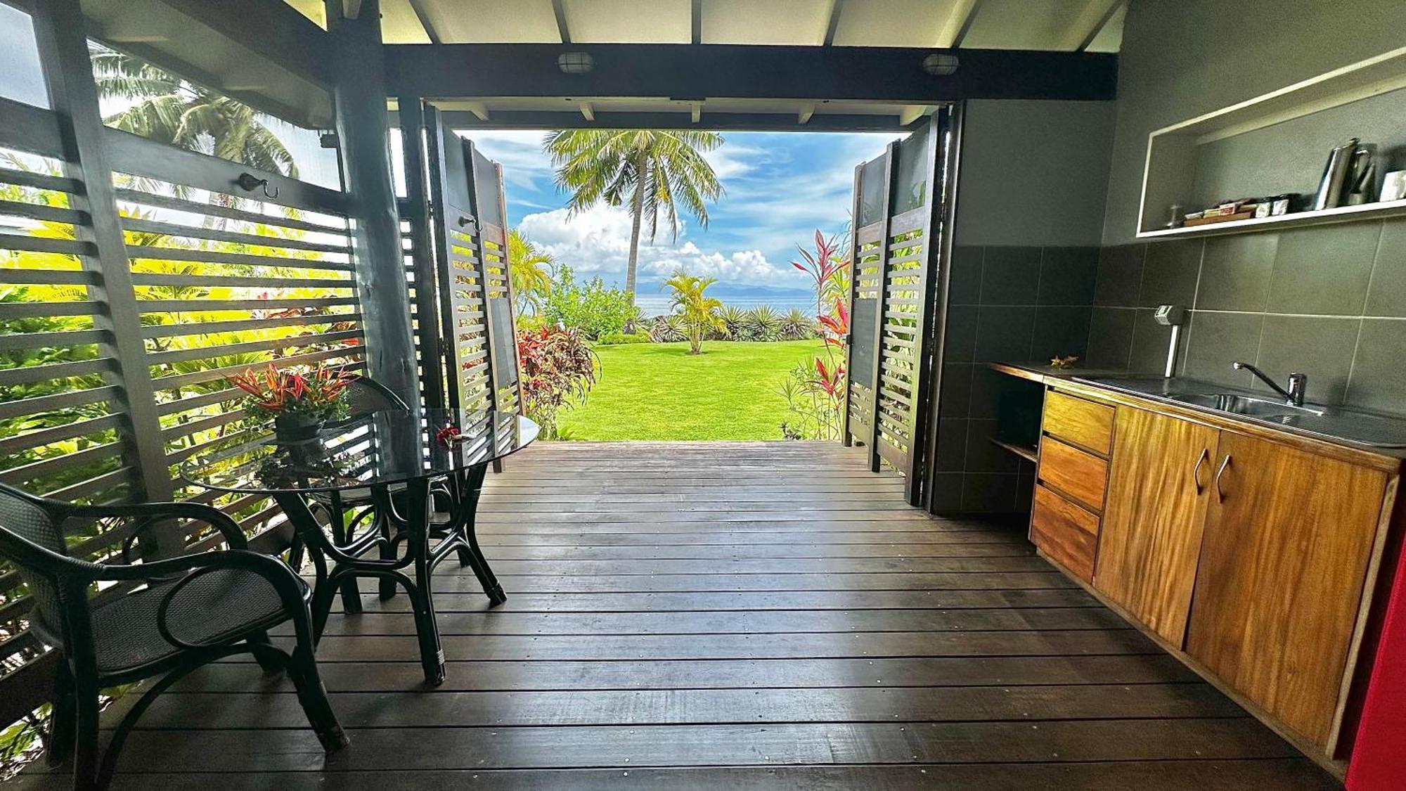 Waiyevo Aroha Taveuni Beachfront Bures מראה חיצוני תמונה